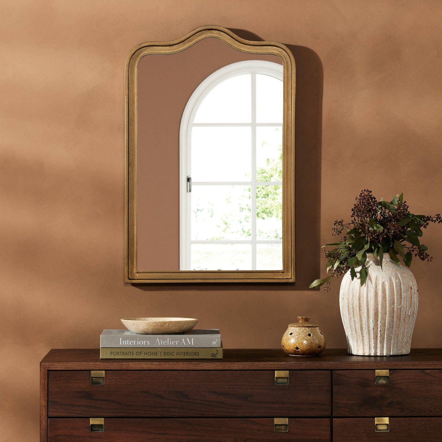 015 SI-1903035 | Lifestyle | Effie Mirror by Four Hands. Made from iron, mirror, engineered hardwood in a transitional style.