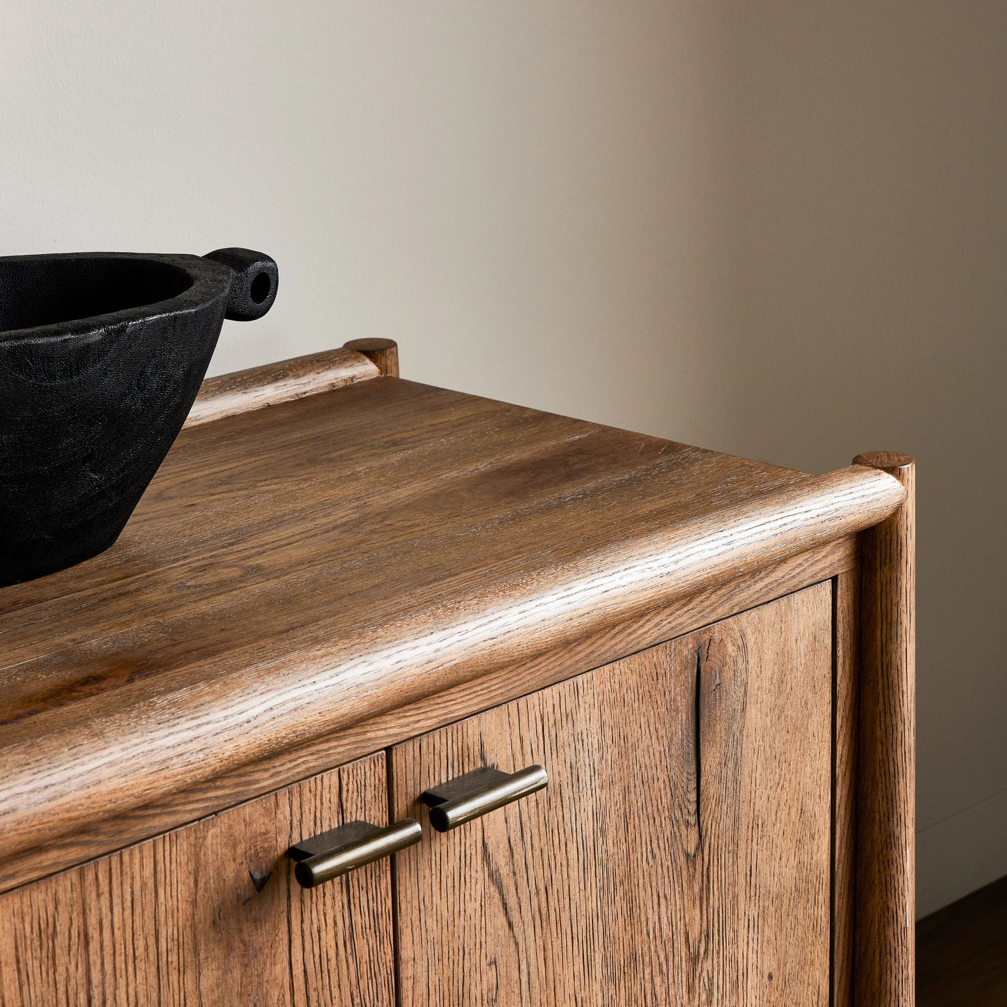 008 SI-2001369 | Additional Silo | Glenview 6 Door Sideboard by Four Hands in weathered oak. Made from solid oak, thick oak veneer in a modern style.