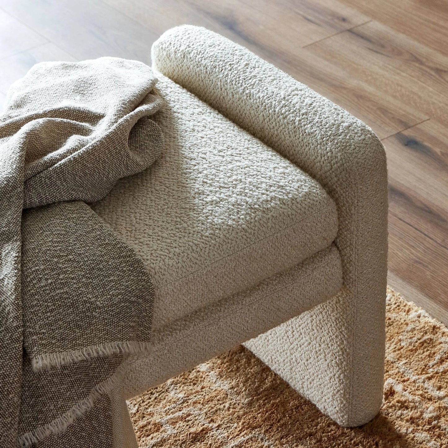009 SI-2137584 | Closeup | Serena Accent Bench by Four Hands in durham cream. Made from 61% polyester, 39% wool, poplar plywood, 100% polyester in a modern style.
