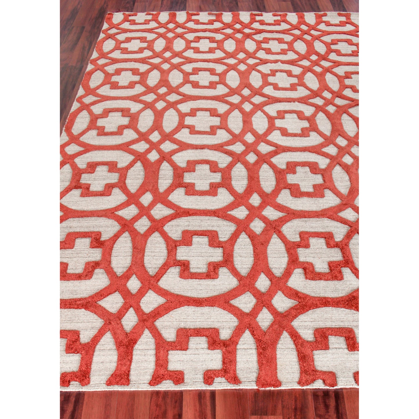 006 SI-1909525,SI-1909526,SI-1909527,SI-1909528,SI-1909529 | Lifestyle | Windsor 2455 Rug by Exquisite Rugs in rust, gray. Made from wool, bamboo silk in a unique style.