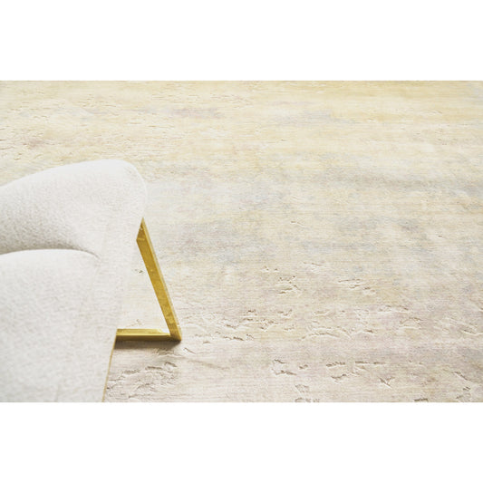 Reflections 2513 Rug by Exquisite Rugs in ivory, soft green. Made from bamboo silk in a unique style.