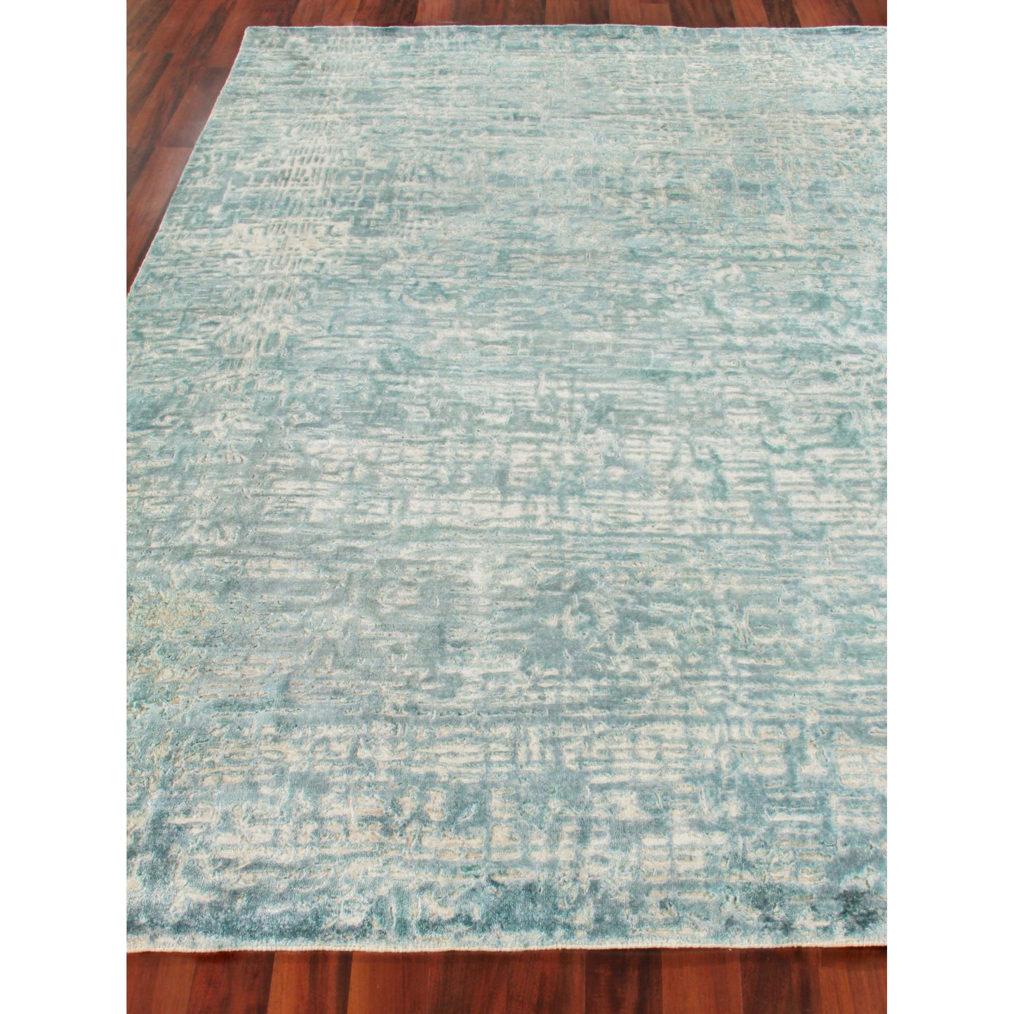 003 SI-1829386,SI-1829387,SI-1829388 | Closeup | Reflections Rug - Teal by Exquisite Rugs in teal. Made from bamboo silk in a unique style.