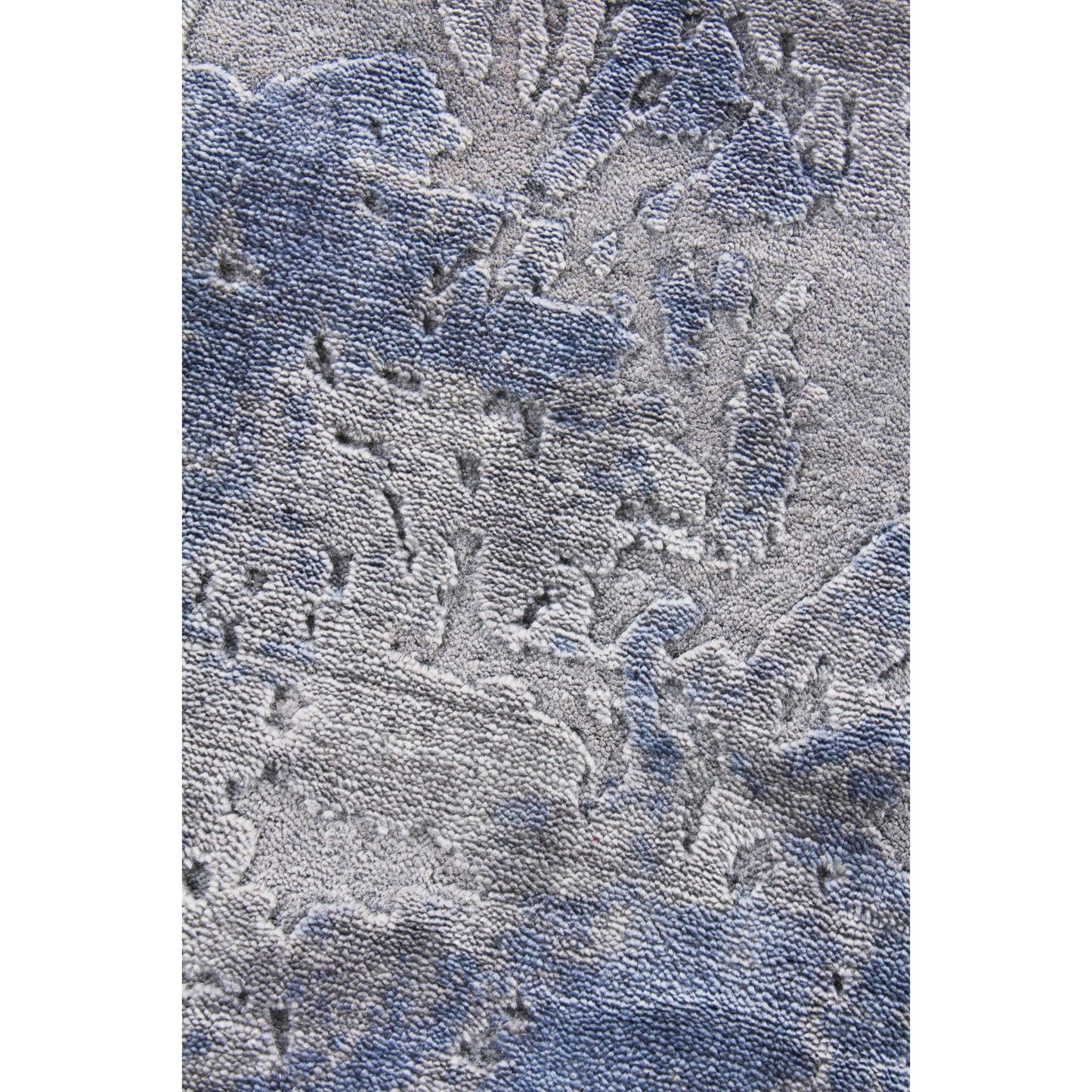 003 SI-1829394,SI-1829397,SI-1829398 | Closeup | Reflections 2533 Rug by Exquisite Rugs in gray, blue. Made from bamboo silk in a unique style.