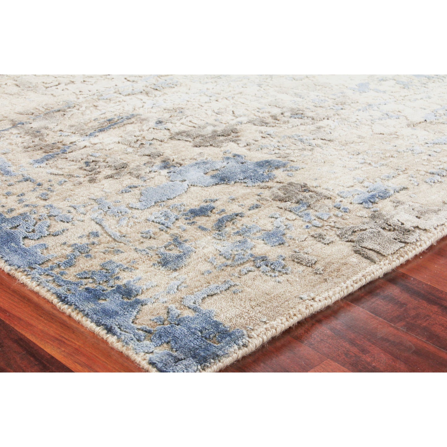 002 SI-1829409,SI-1829412,SI-1829413 | Closeup | Reflections Rug - Beige, Blue by Exquisite Rugs in beige, blue. Made from bamboo silk in a unique style.