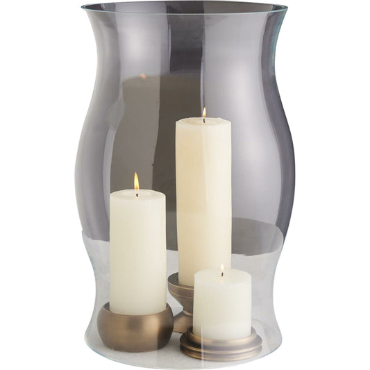 001 SR-939889 | Primary Silo | Grande Hurricane by Global Views. Made from glass in a transitional style.