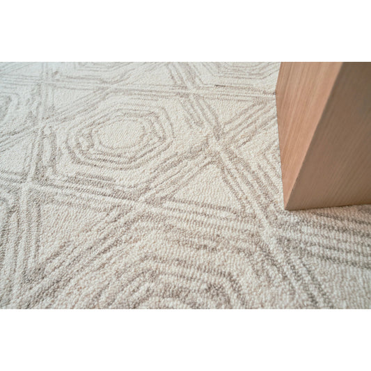 Caprice Rug by Exquisite Rugs in silver, ivory. Made from new zealand wool in a unique style.