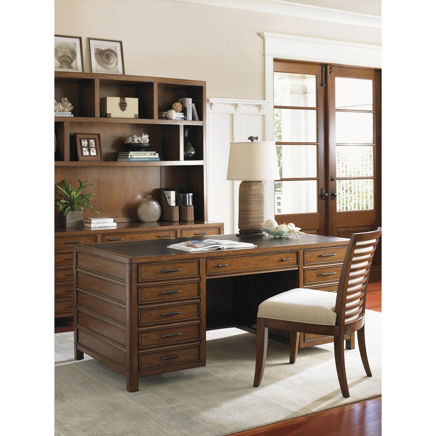 005 SR-835827 | Lifestyle | Bal Harbour Desk by Sligh. Made from unique in a traditional style.