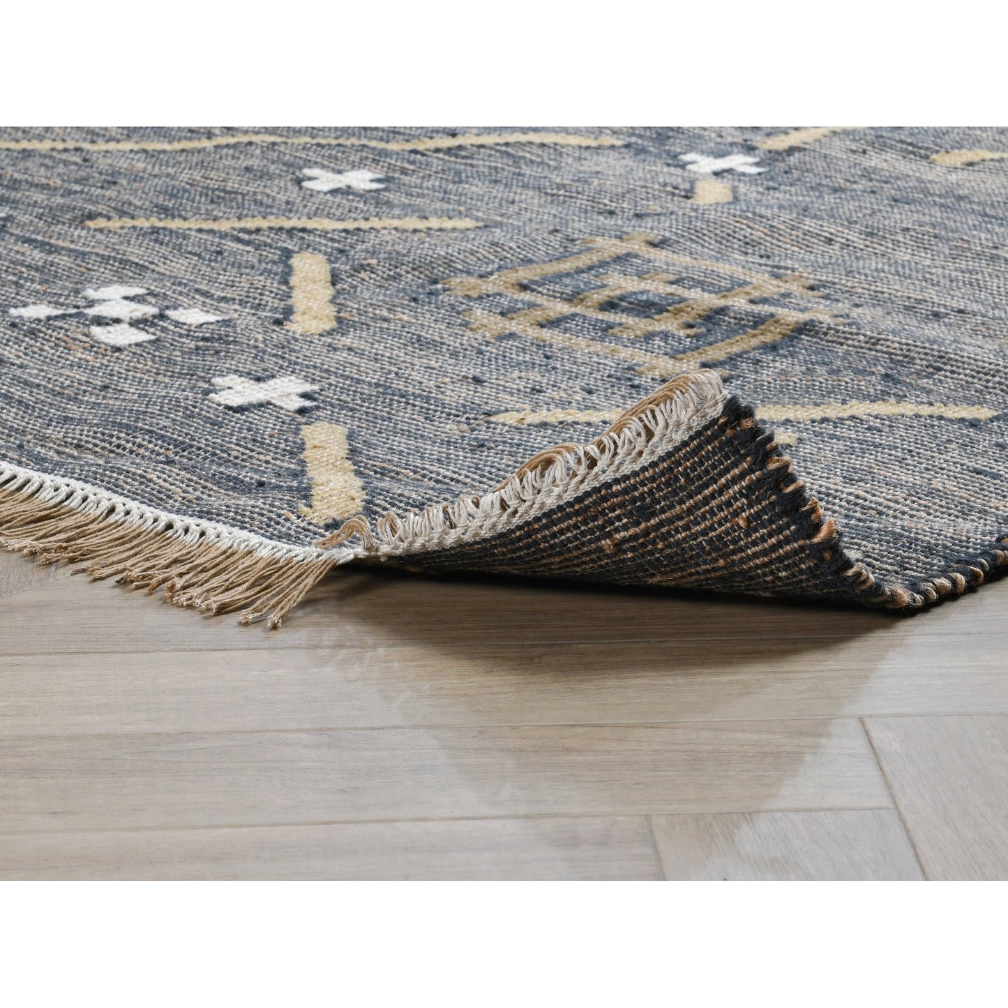 025 SI-2056132 | Closeup | Belfast Wool Blend Area Rug by Villa by Classic Home. Made from 60% wool, 30% jute, 10% cotton in a unique style.