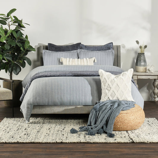 Loomis Heathered Wool Area Rug by Villa by Classic Home. Made from 100% new zealand wool in a unique style.