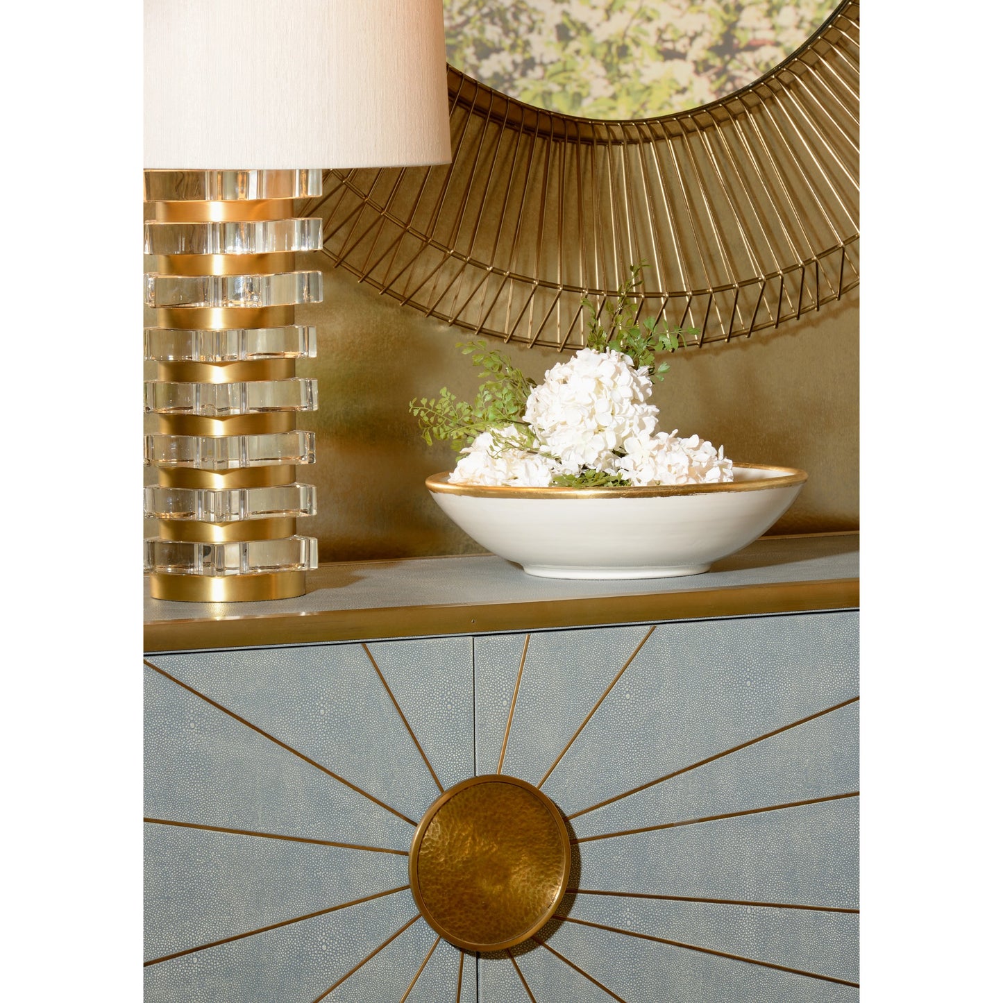 003 SR-782768 | Additional Silo | Melchio Bowl by Wildwood in white, gold. Made from ceramic in a transitional style.