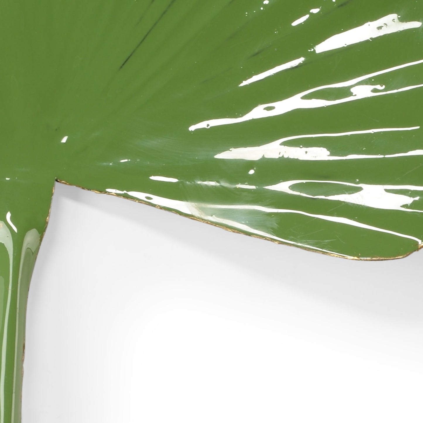 002 SR-837171 | Closeup | Full Leaf Palm by Wildwood in green enamel. Made from metal in a coastal style.