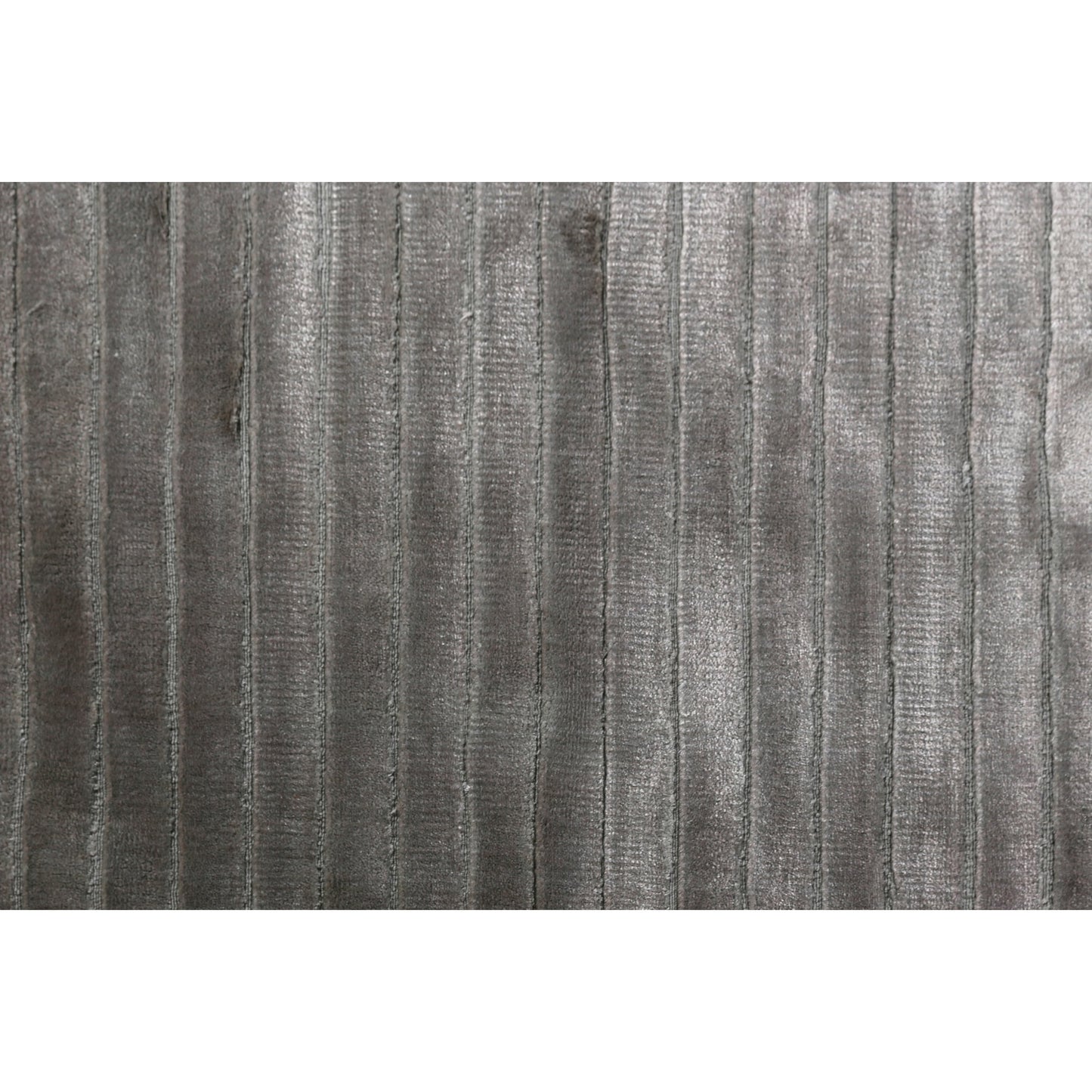 002 SI-1909555 | Closeup | High Low Rug by Exquisite Rugs in dark gray. Made from viscose in a unique style.
