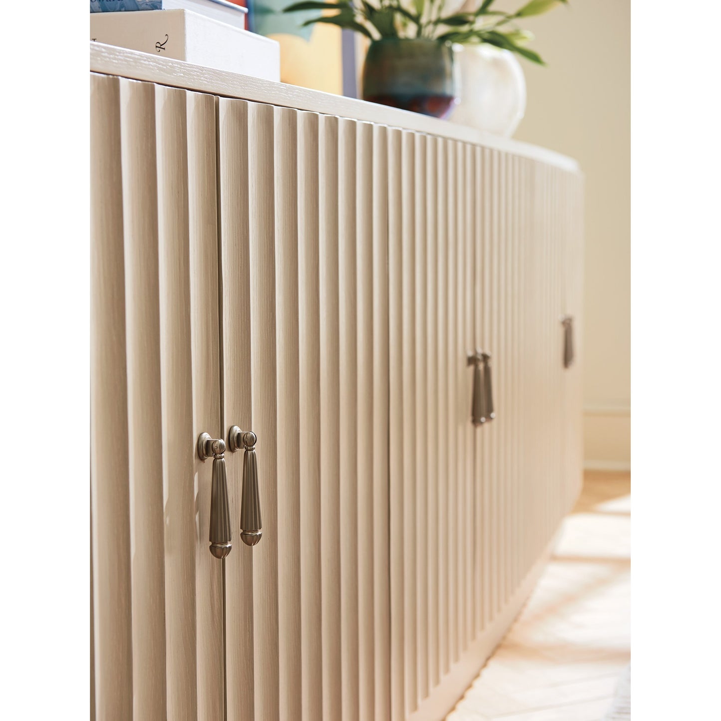 008 SI-1770842 | Lifestyle | San Marcos Media Console by Sligh in linen white. Made from unique in a transitional style.