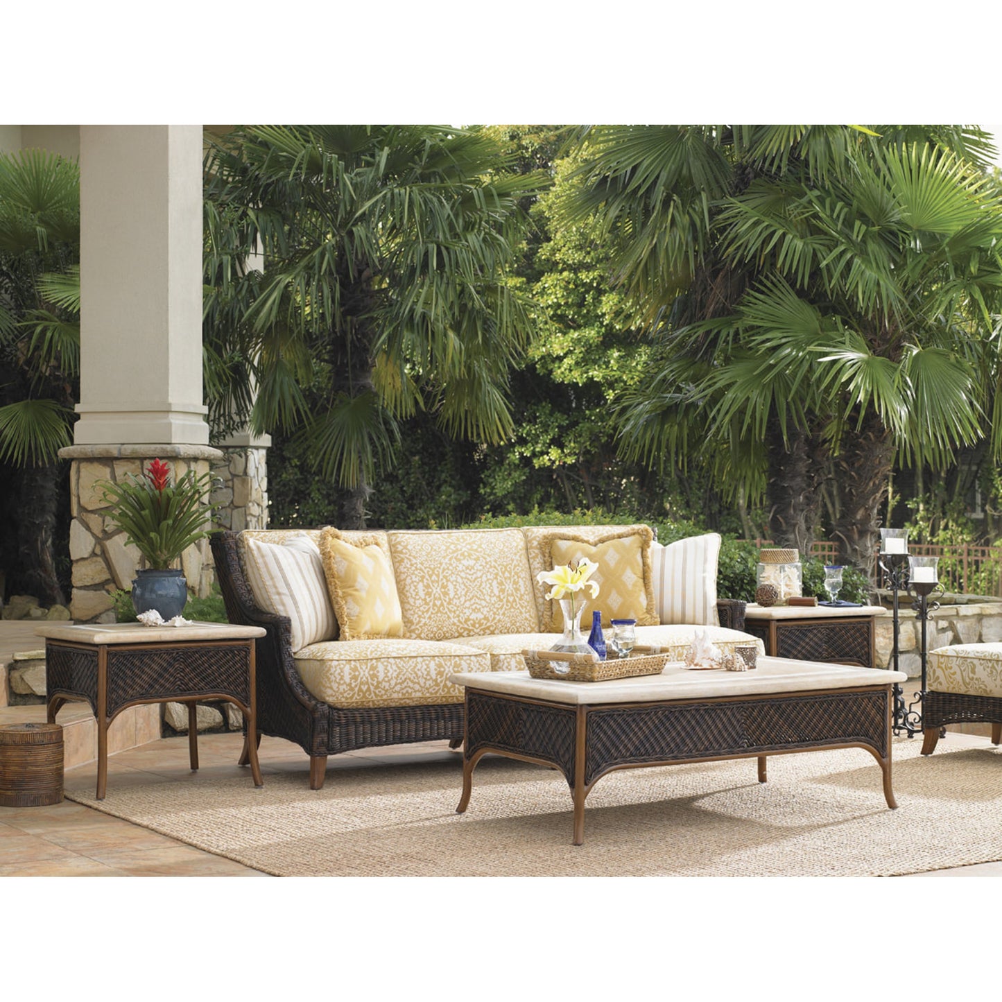 004 SR-836570 | Lifestyle | Island Estate Lanai Accent Table by Tommy Bahama Outdoor. Made from unique in a coastal style.
