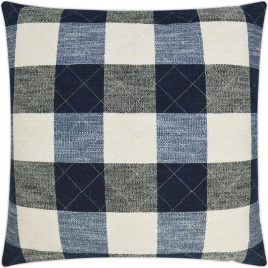 Buffalo Quilt by DV Kap Home. Made from 100% polyester in a transitional style.