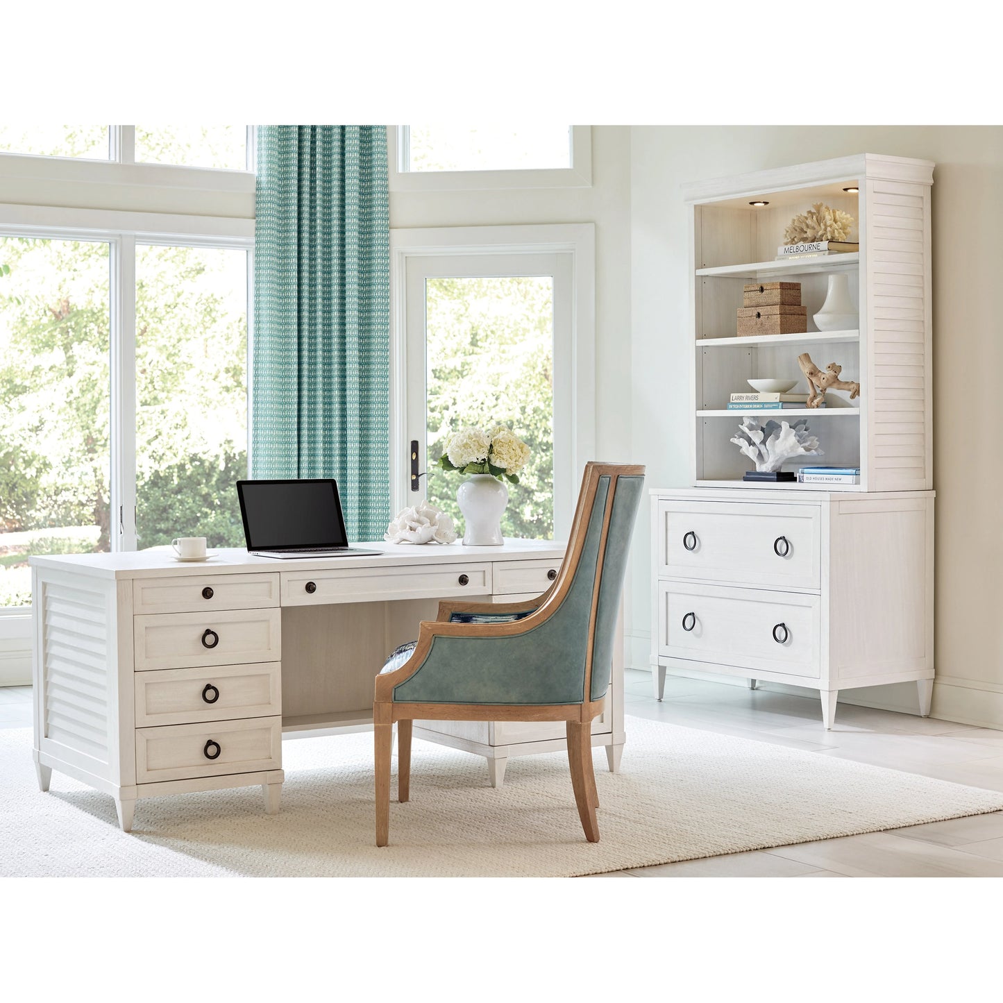 006 SI-1962792 | Lifestyle | Melbourne Lateral File Chest by Sligh in shell white. Made from unique in a traditional style.