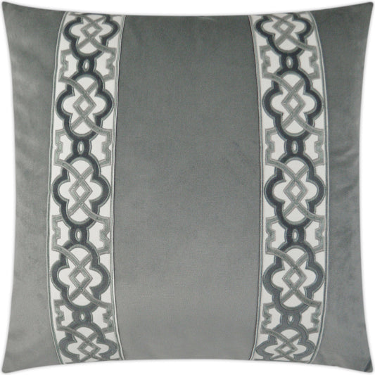 Athenee by DV Kap Home. Made from 100% polyester in a transitional style.