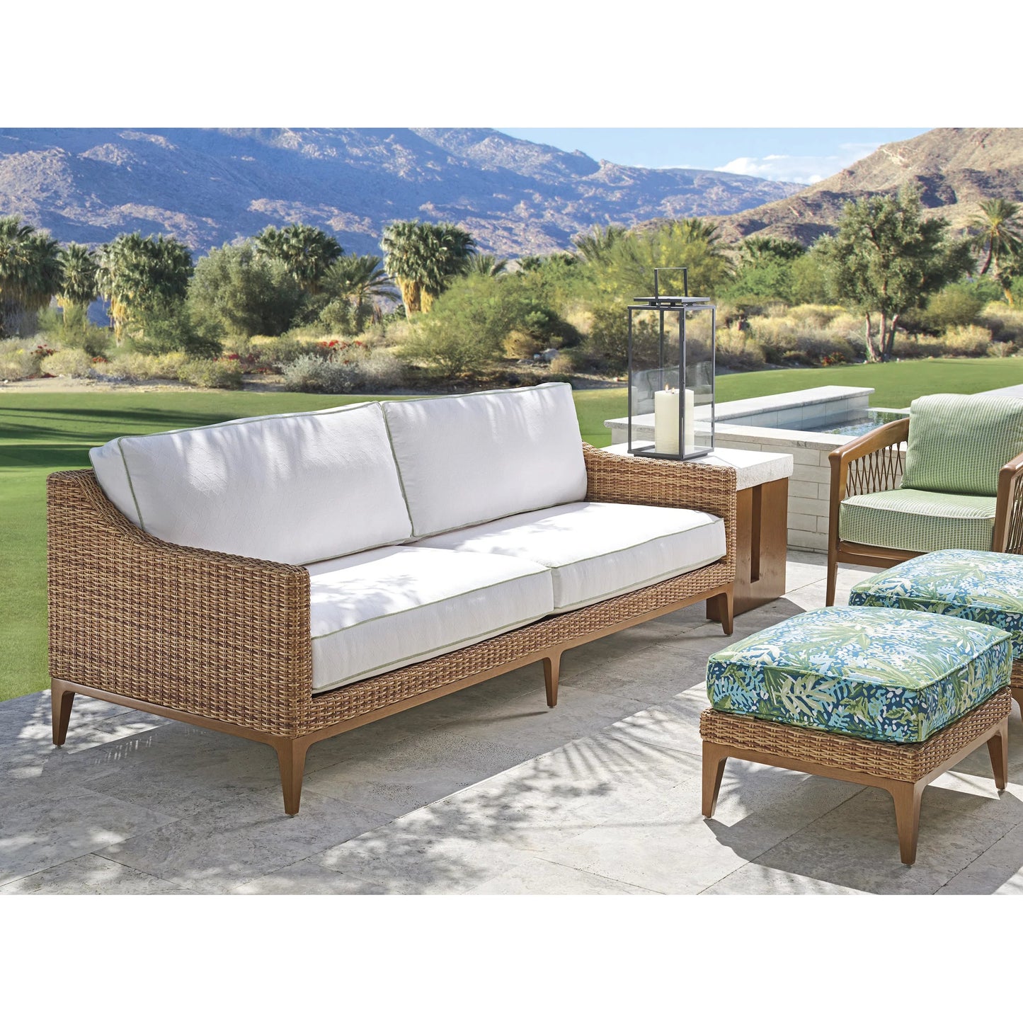 006 SI-2371227 | Lifestyle | Palm Desert Poolside Sofa by Tommy Bahama Outdoor in 3350 dark brown. Made from unique in a unique style.