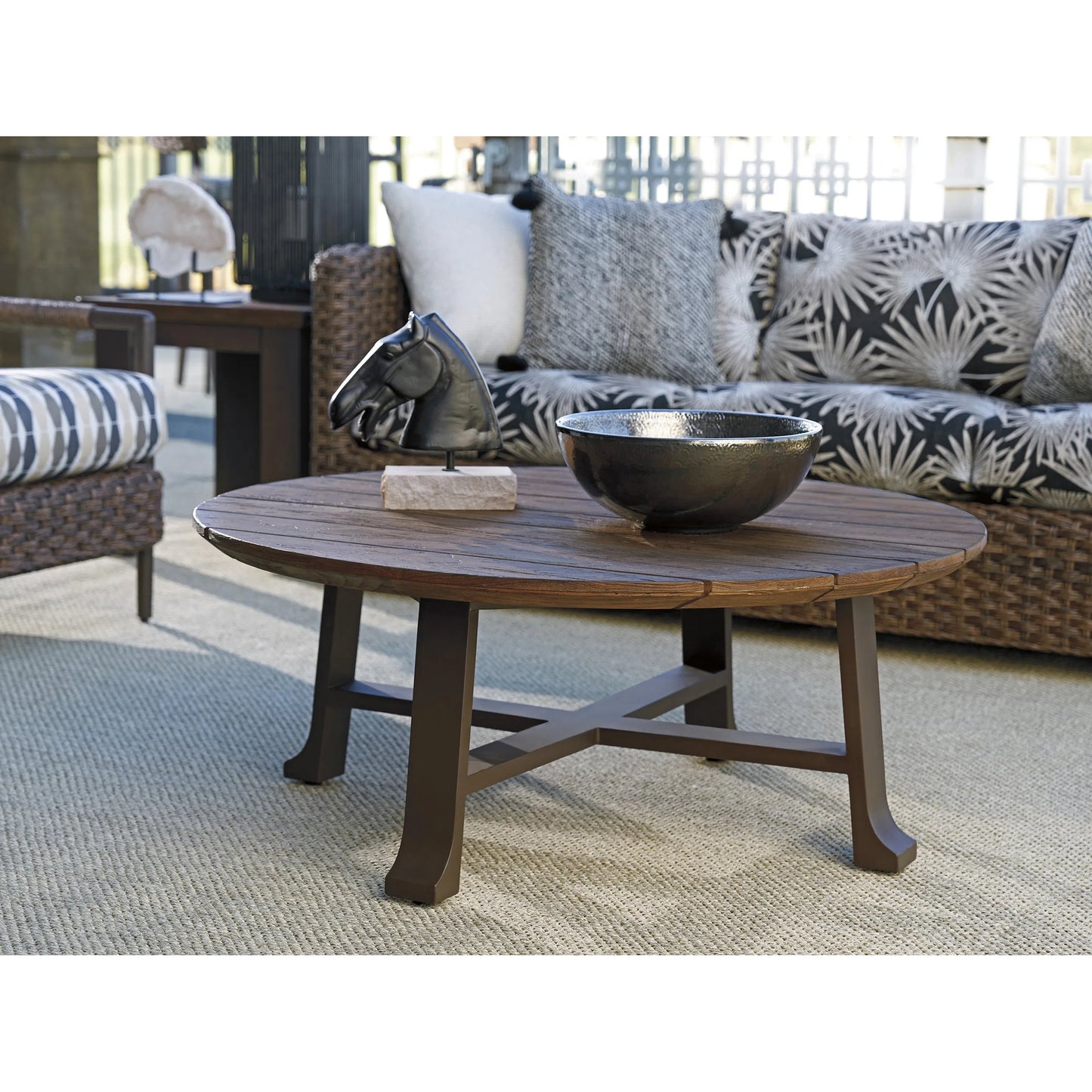 004 SI-2242611 | Additional Silo | Kilimanjaro Round Cocktail Table by Tommy Bahama Outdoor. Made from unique in a unique style.