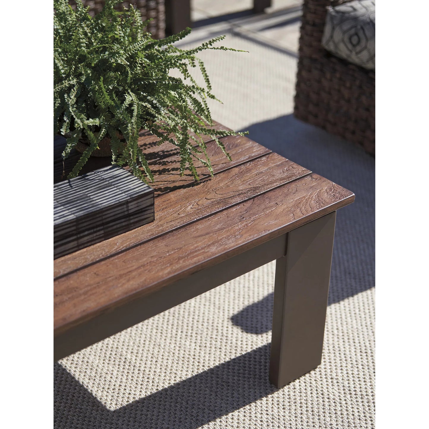 006 SI-2242613 | Closeup | Kilimanjaro Outdoor Rectangular Cocktail Table by Tommy Bahama Outdoor in espresso. Made from unique in a unique style.