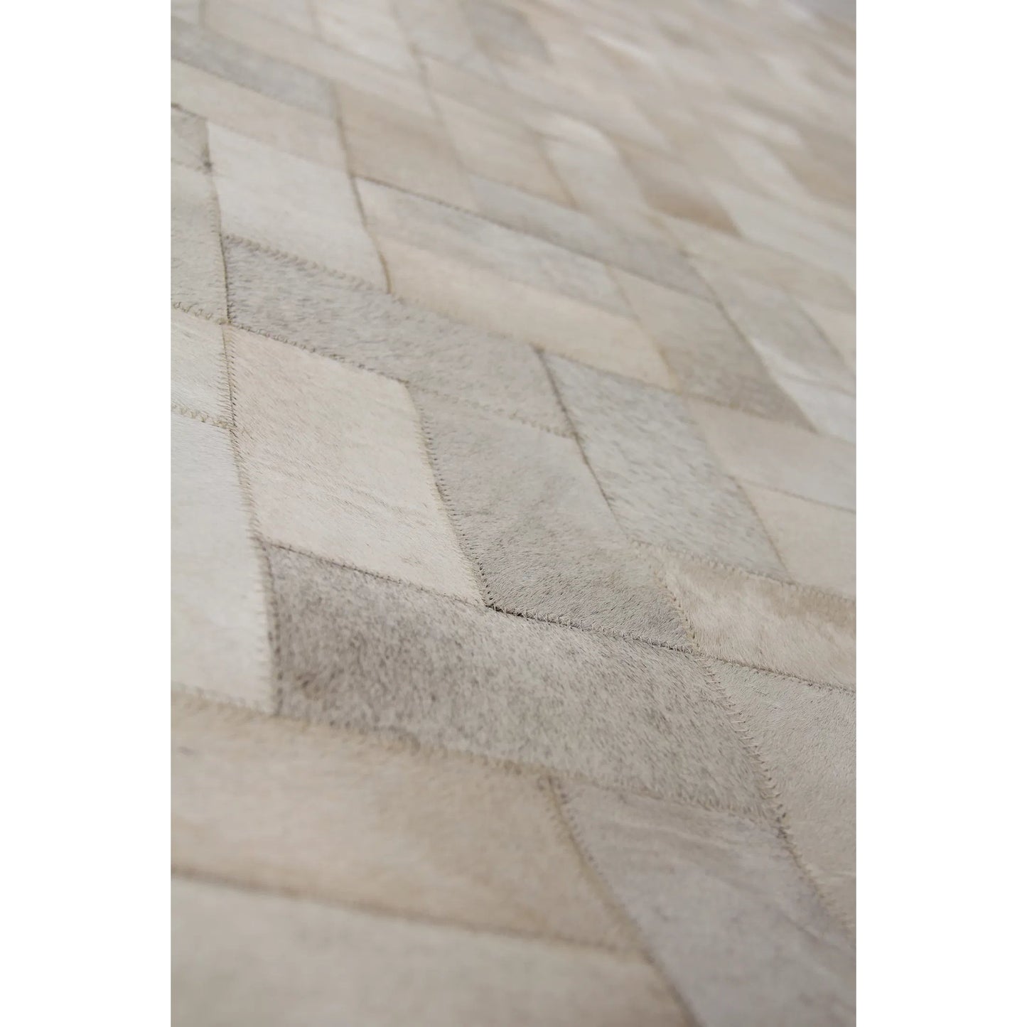 008 SI-2383886 | Lifestyle | Natural Hide 3354 Rug by Exquisite Rugs in ivory, multi. Made from leather hide in a unique style.