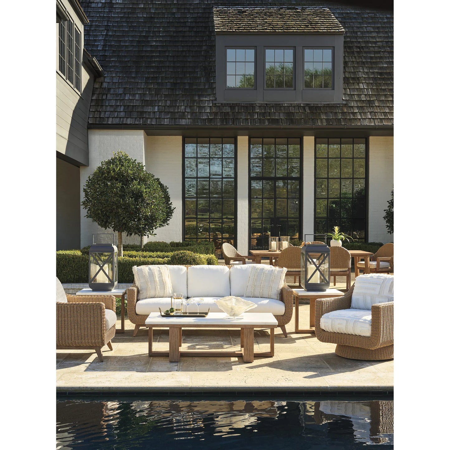 006 SI-2371236 | Lifestyle | Rectangular Cocktail Table by Tommy Bahama Outdoor. Made from unique in a unique style.