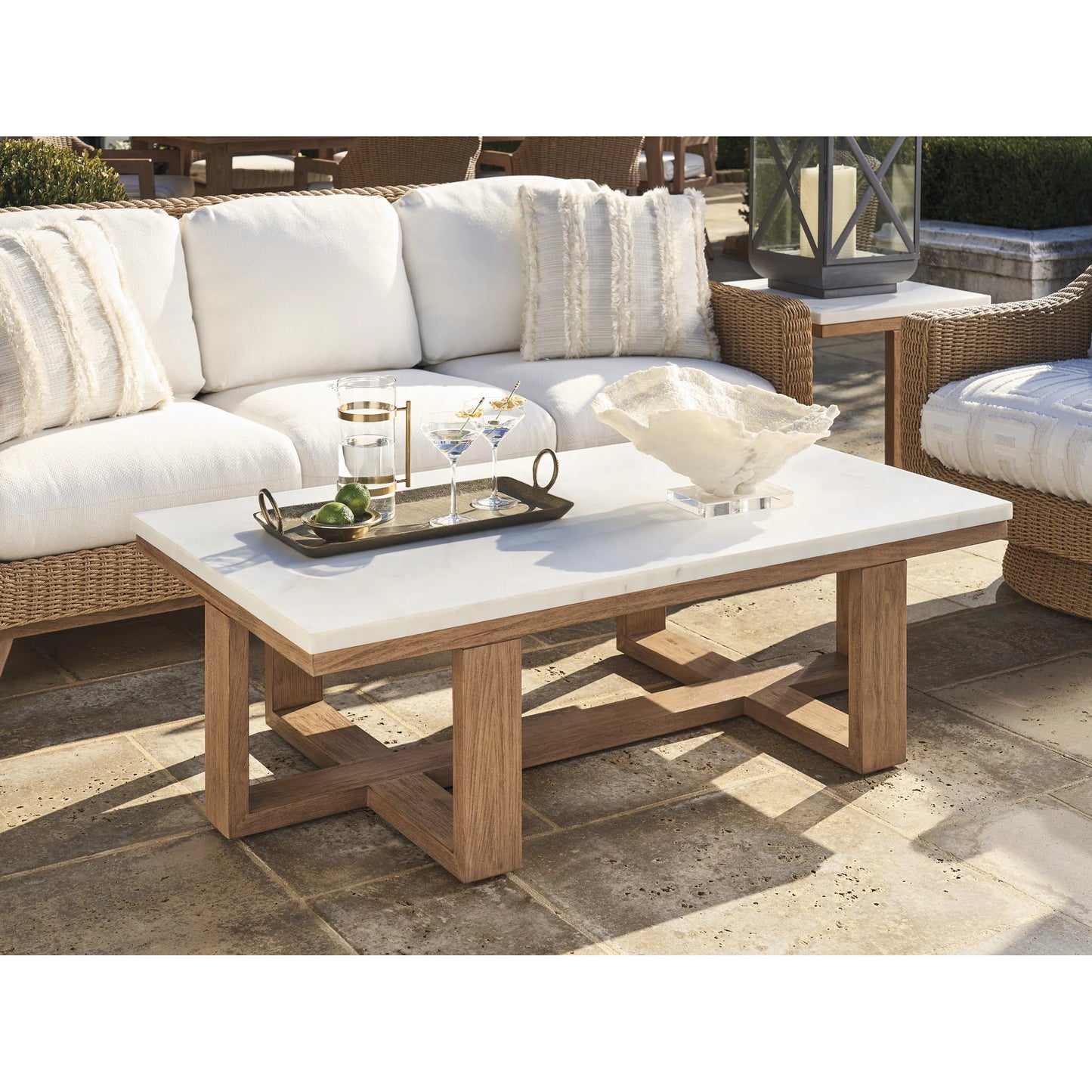 005 SI-2371236 | Lifestyle | Rectangular Cocktail Table by Tommy Bahama Outdoor. Made from unique in a unique style.