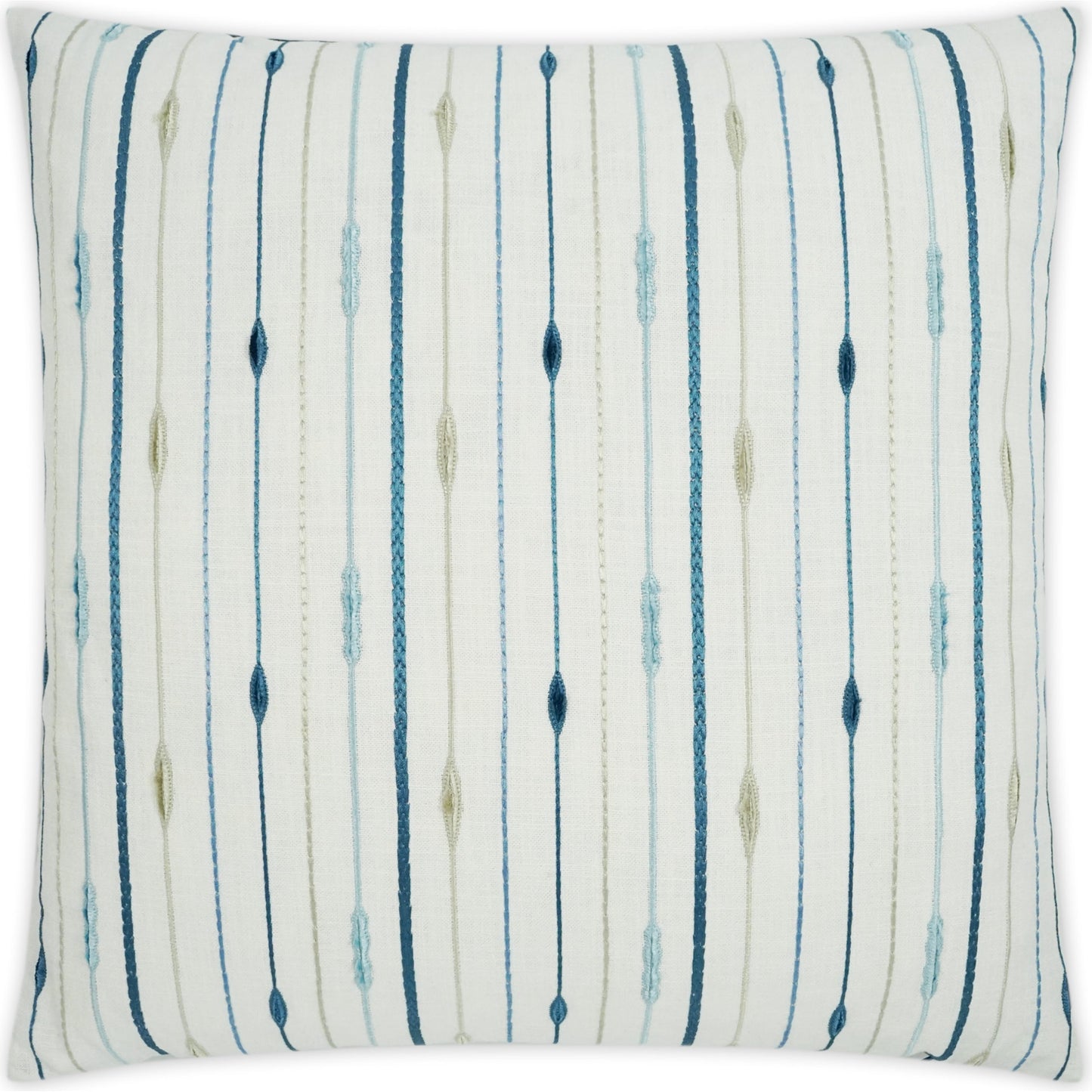 001 SR-907648 | Primary Silo | Pacesetter by DV Kap Home. Made from 100% polyester, embroidery: 100% polyester in a cottage & farmhouse style.