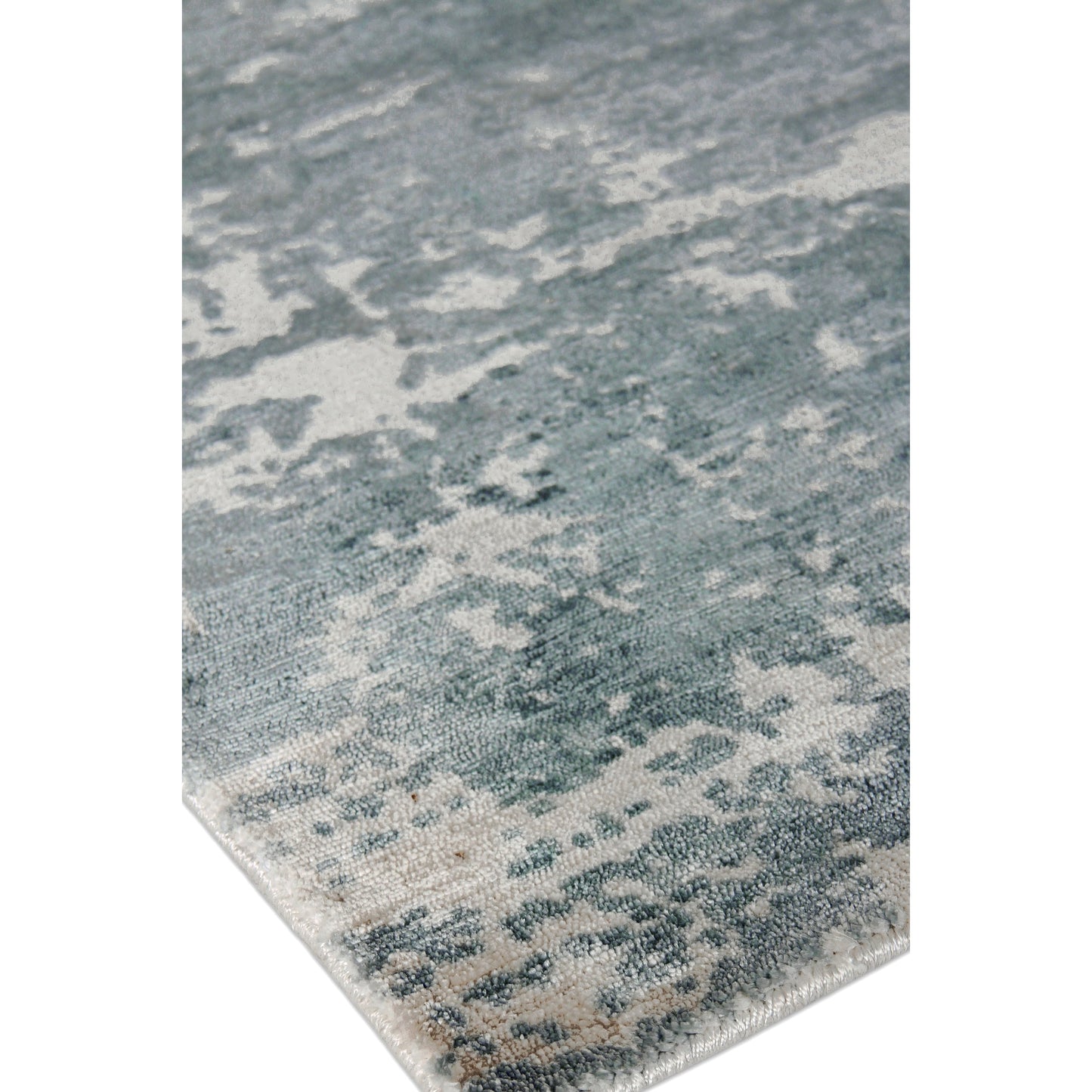 002 SI-1909609,SI-1909610,SI-1909611 | Closeup | Koda 3393 Rug by Exquisite Rugs in light blue/multi. Made from unique in a unique style.