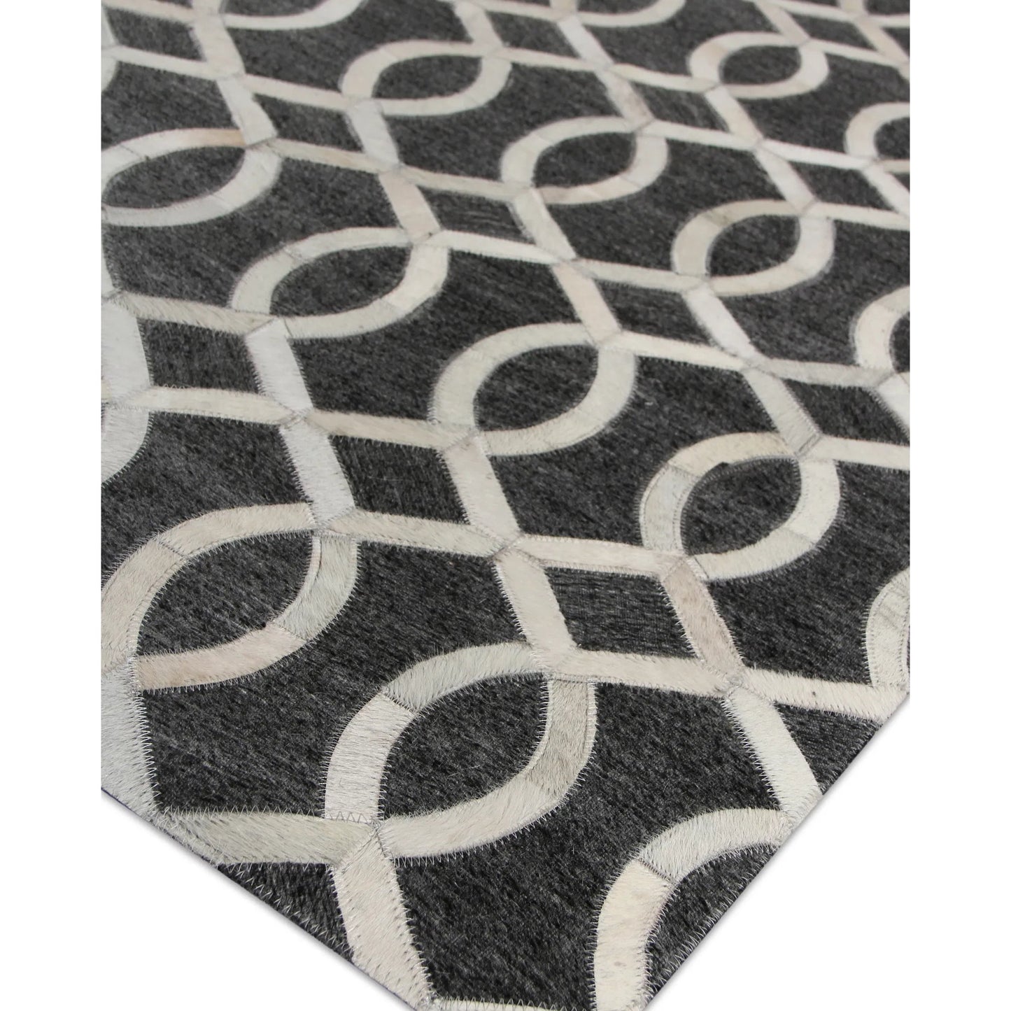 005 SI-2221891,SI-2221893,SI-2221894,SI-2221895,SI-2383905 | Closeup | Berlin Area Rug by Exquisite Rugs. Made from leather, viscose in a unique style.