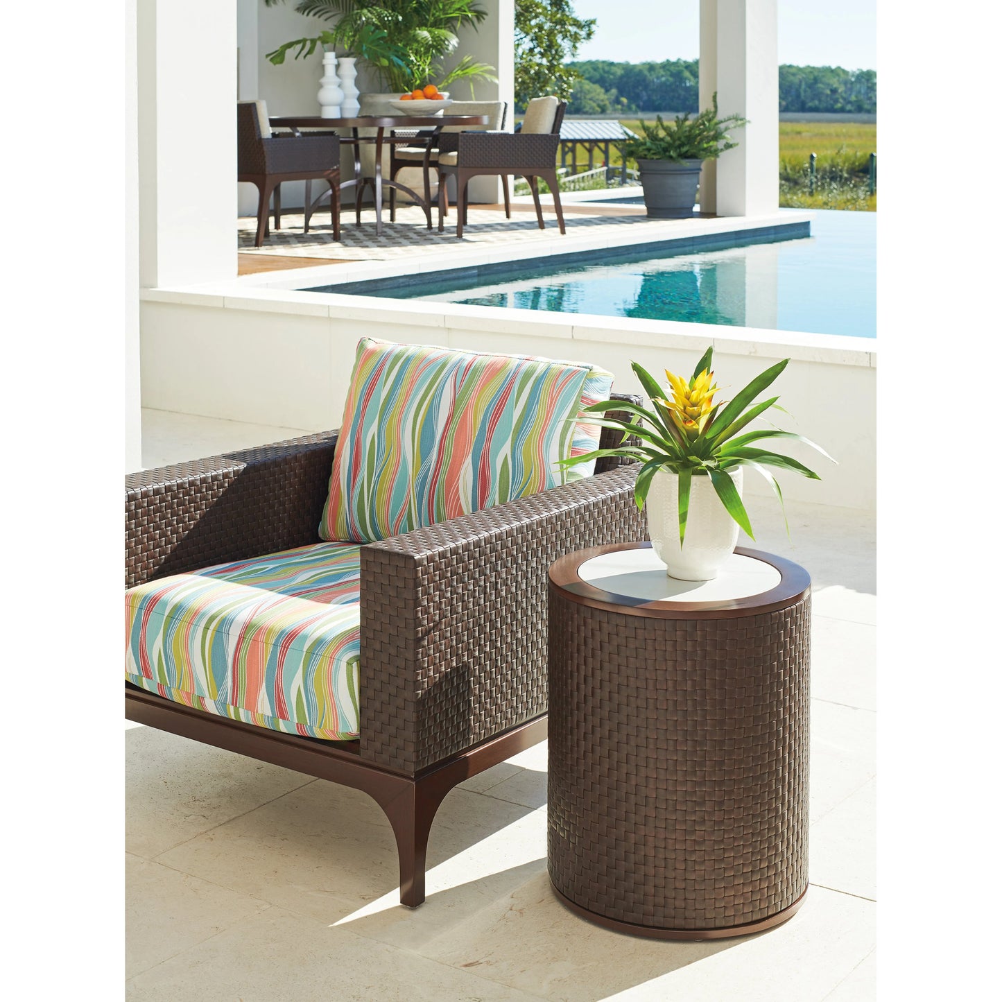 003 SI-1962931 | Lifestyle | Abaco Round Accent Table by Tommy Bahama Outdoor in english walnut. Made from unique in a modern style.