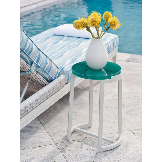 Seabrook Accent Table by Tommy Bahama Outdoor in aquamarine and oyster white. Made from unique in a modern style.