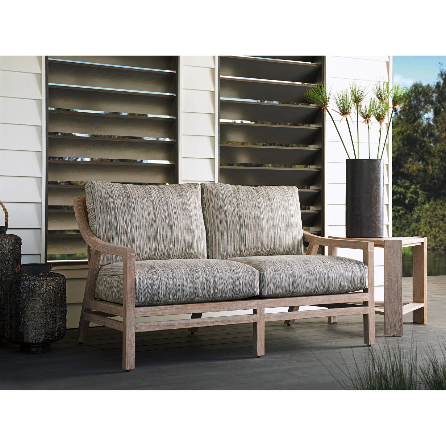 006 SI-2013307 | Lifestyle | Stillwater Cove Triangular End Table by Tommy Bahama Outdoor in light taupe, ivory cerusing. Made from unique in a modern style.