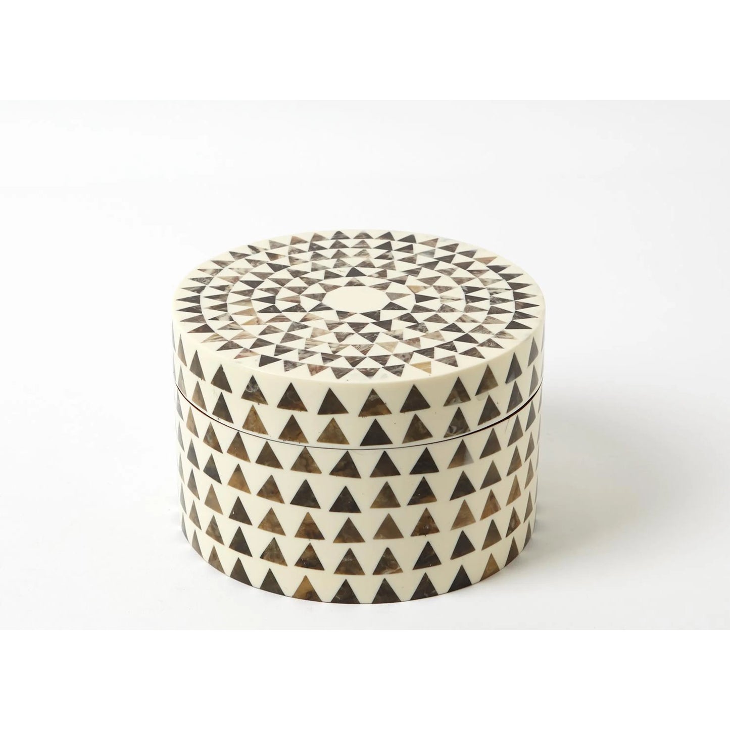 006 SR-702230,SR-702231 | Unknown | Triangle Round Stripe Box by Global Views. Made from mdf in a eclectic & global style.