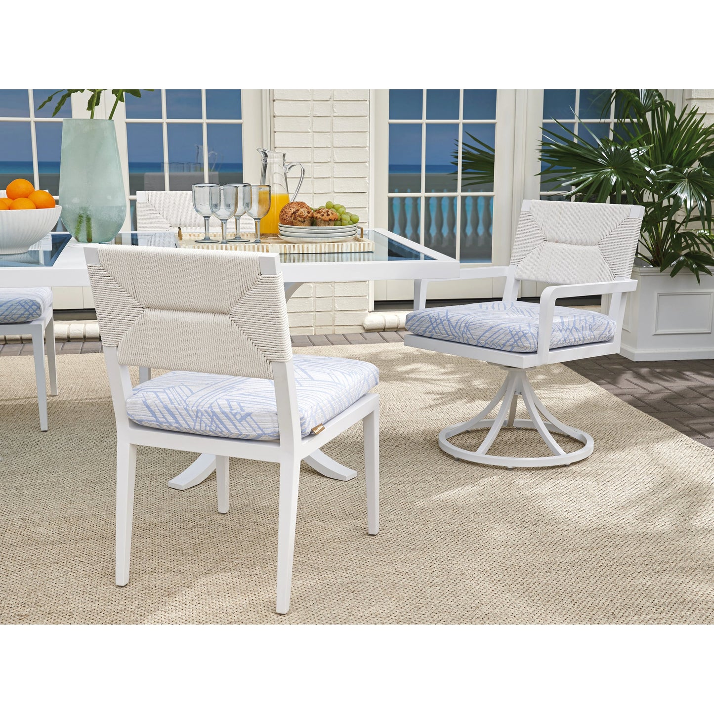 006 SI-2013330 | Lifestyle | Ocean Breeze Promenade Rectangular Dining Table by Tommy Bahama Outdoor in white. Made from unique in a coastal style.