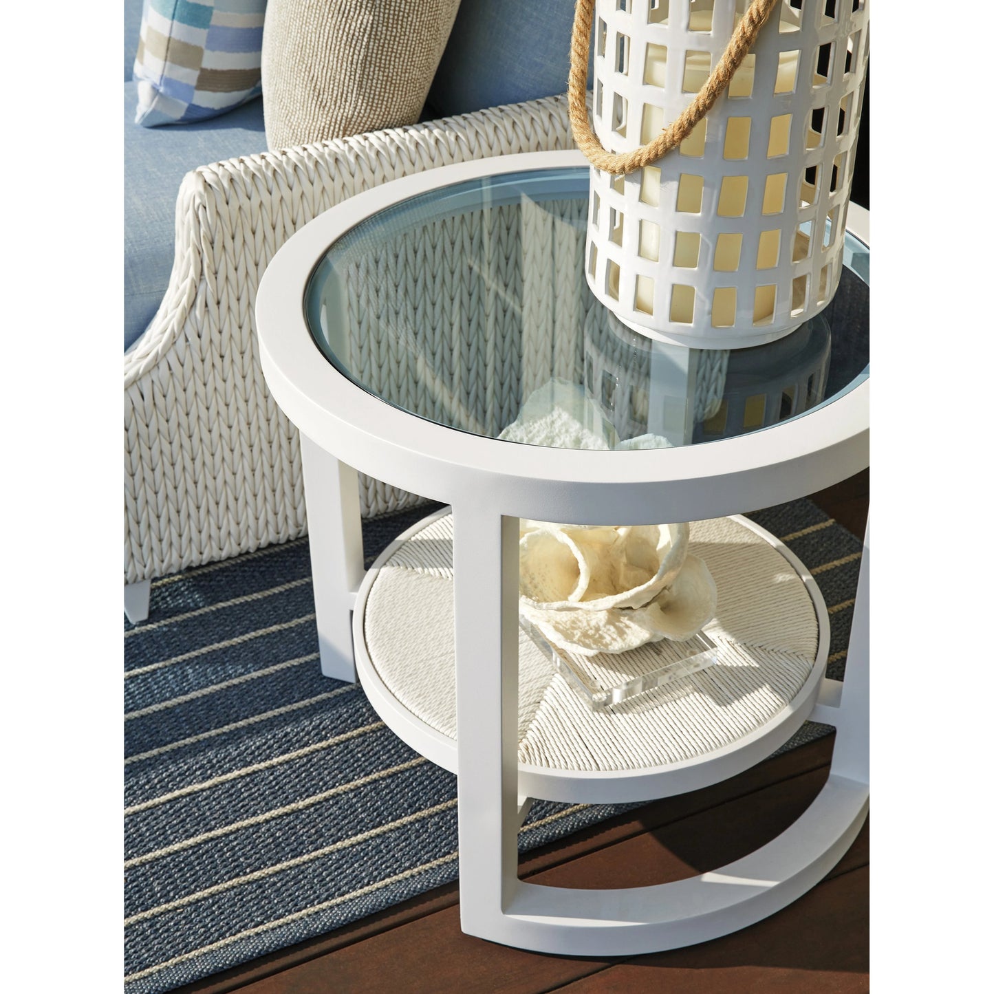 002 SI-2013334 | Additional Silo | Ocean Breeze Promenade Round End Table by Tommy Bahama Outdoor in white. Made from unique in a coastal style.