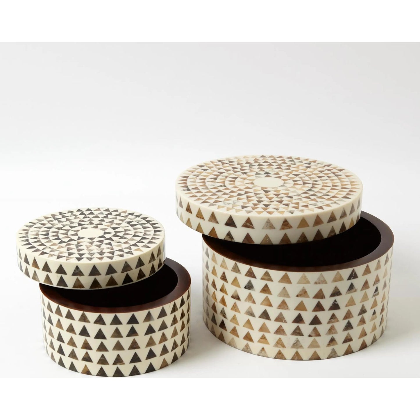 009 SR-702230,SR-702231 | Unknown | Triangle Round Stripe Box by Global Views. Made from mdf in a eclectic & global style.