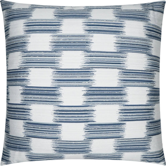 Klassik Pillow by DV Kap Home. Made from 67.48% polyester, 32.25% rayon, 0.24% nylon in a modern style.