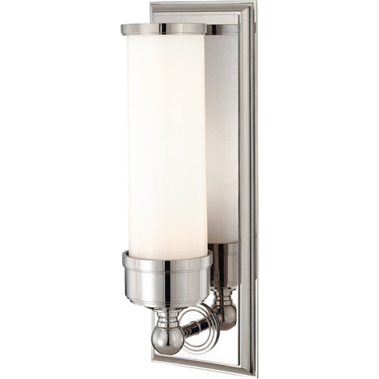 Everett Bath Bracket by Hudson Valley. Made from brass in a transitional style.
