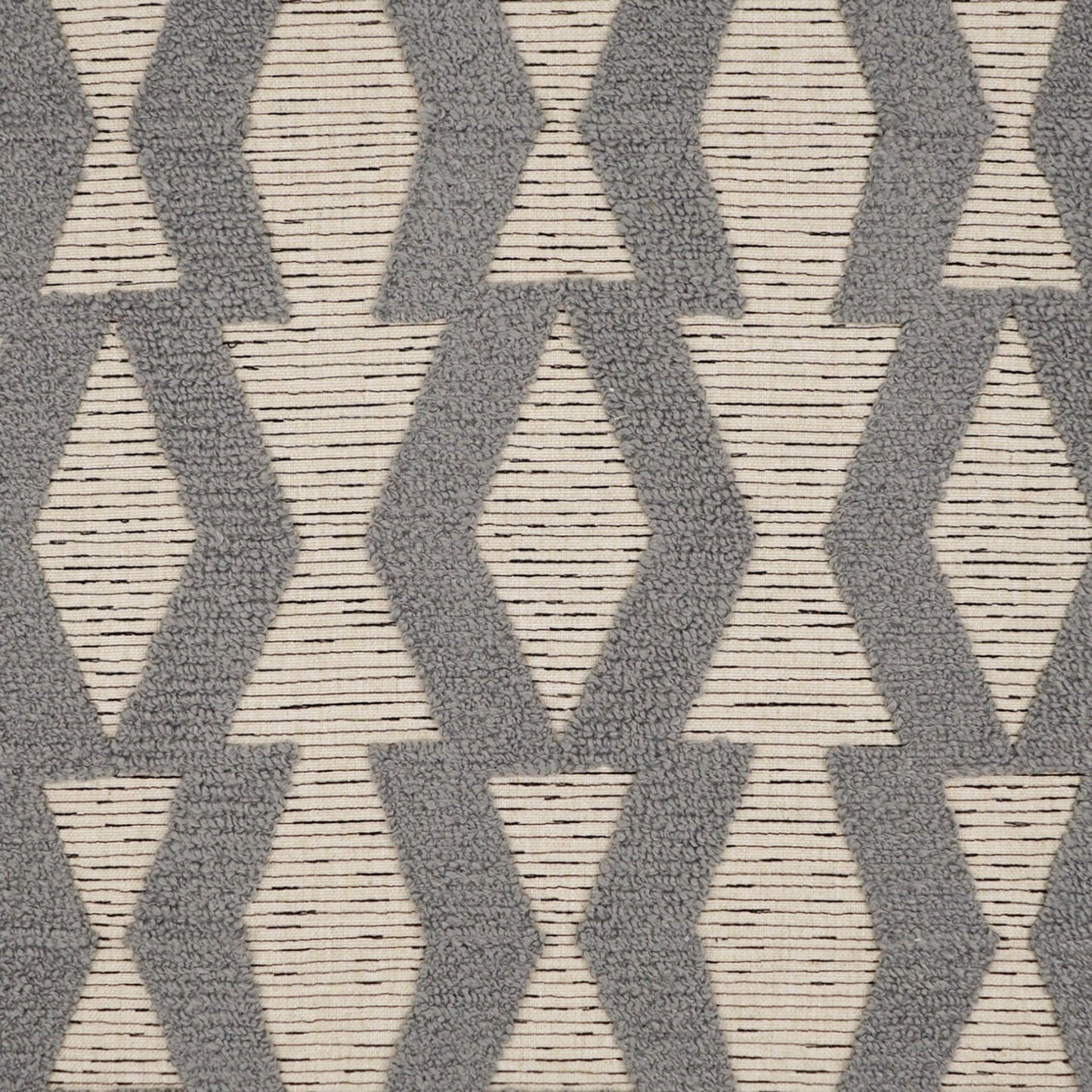 004 SI-2027549 | Closeup | Bold Appeal Pillow by DV Kap Home. Made from 70% polyester, 30% linen in a modern style.