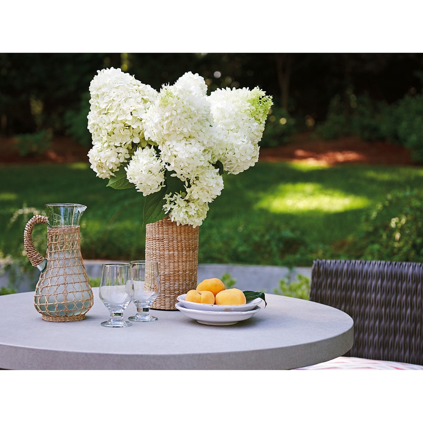 005 SR-836598 | Lifestyle | Cypress Point Ocean Terrace Bistro Table by Tommy Bahama Outdoor. Made from unique in a transitional style.