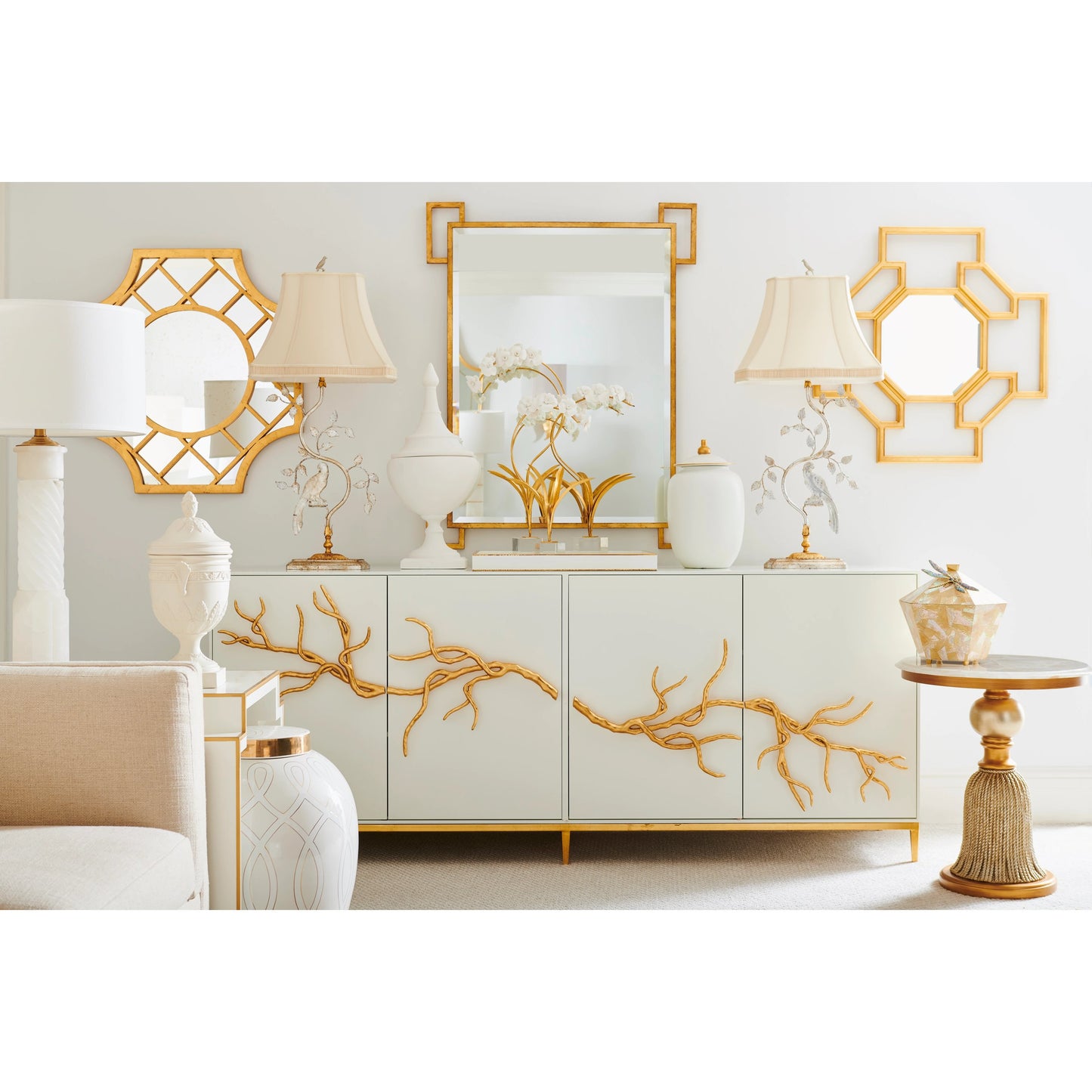 003 SR-384121 | Lifestyle | Tray by Chelsea House in hand decorated, gold accents. Made from decorated wood in a transitional style.