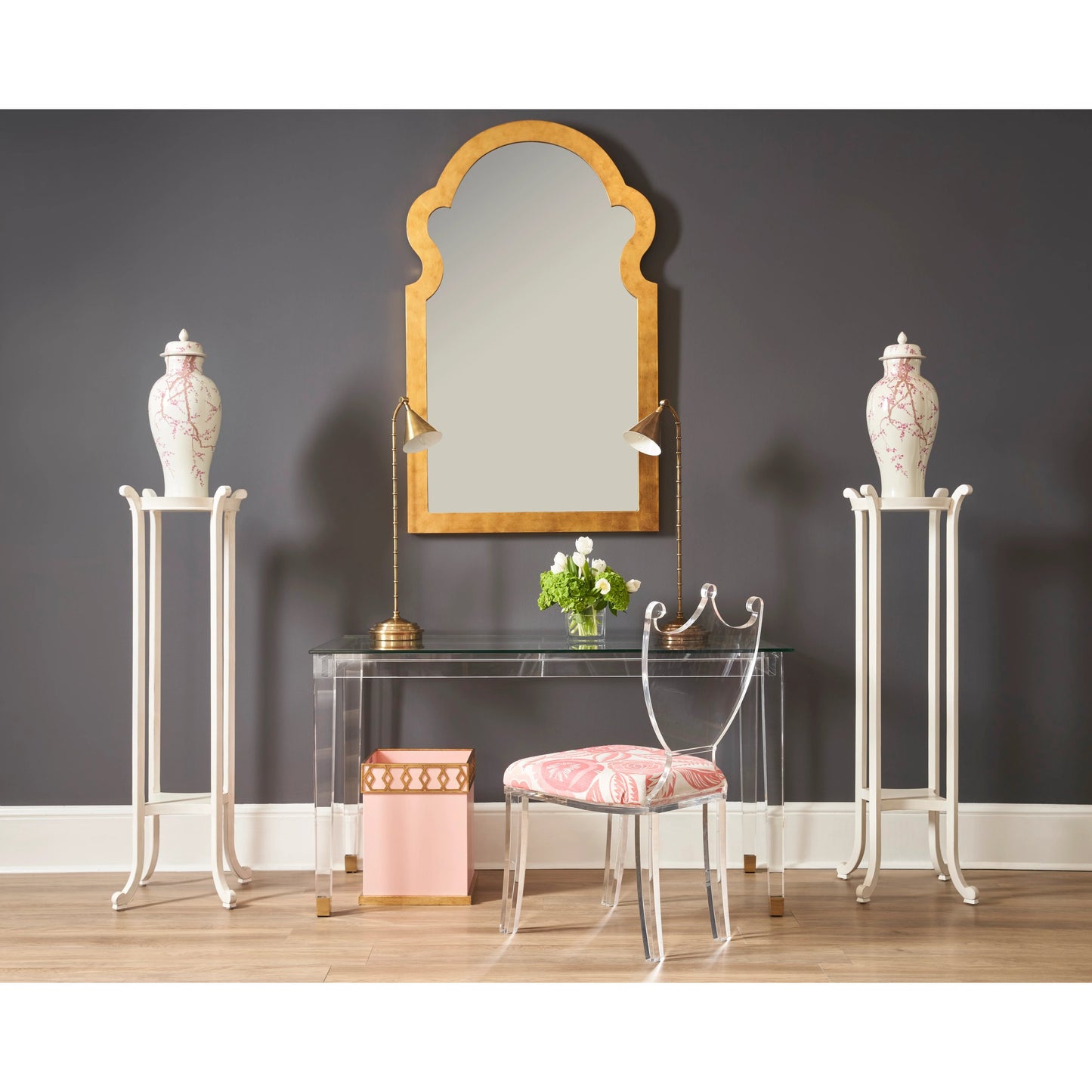 004 SR-383525 | Additional Silo | Paris Fern Stand by Chelsea House. Made from wood in a transitional style.