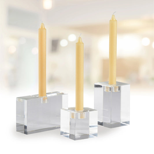 Trifoil Candlesticks by Chelsea House in clear. Made from crystal in a modern style.