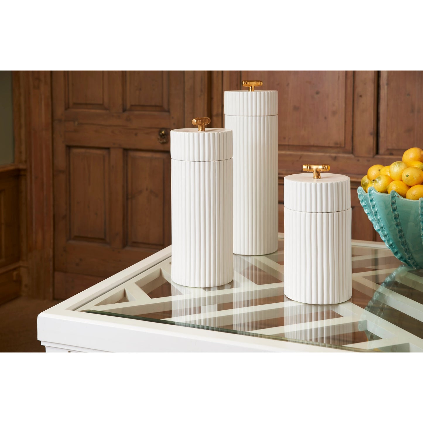 005 SI-2105225 | Lifestyle | White Bamboo Canisters by Chelsea House in white glaze, metallic gold. Made from ceramic in a modern style.