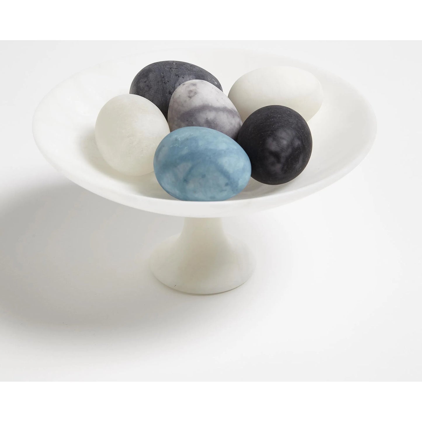 003 SR-827984 | Lifestyle | Assorted Alabaster Eggs by Global Views. Made from alabaster in a coastal style.