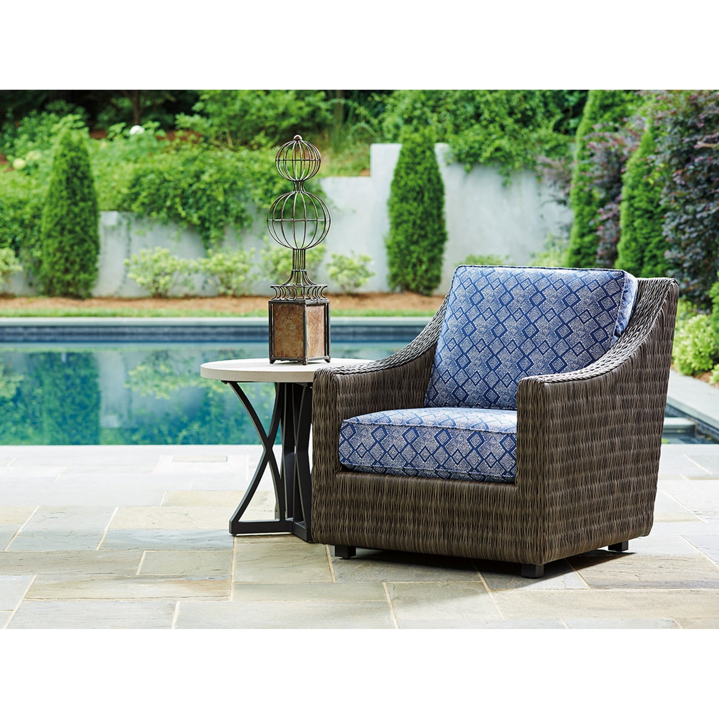 006 SR-836777 | Lifestyle | Cypress Point Ocean Terrace Side Table by Tommy Bahama Outdoor. Made from unique in a modern style.