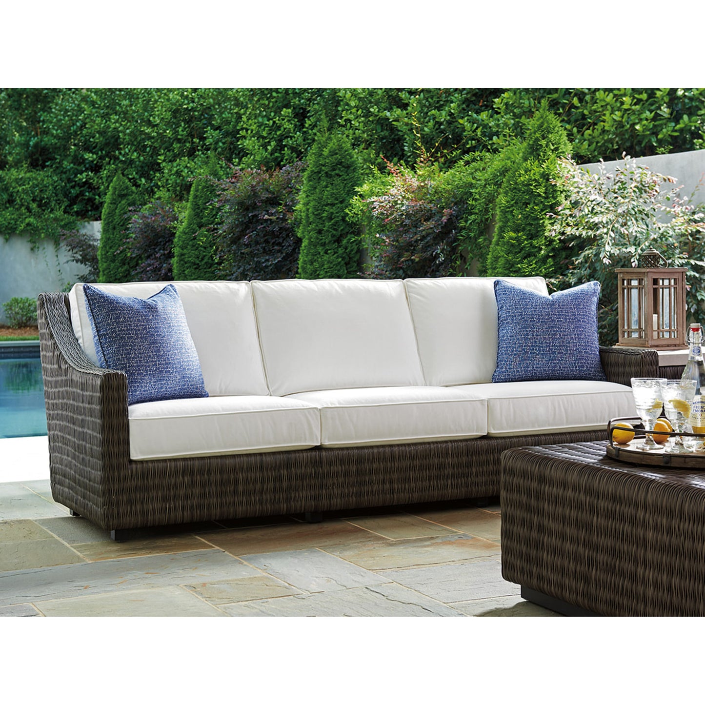 003 SR-836676 | Lifestyle | Cypress Point Ocean Terrace Long Sofa by Tommy Bahama Outdoor in blue. Made from unique in a coastal style.