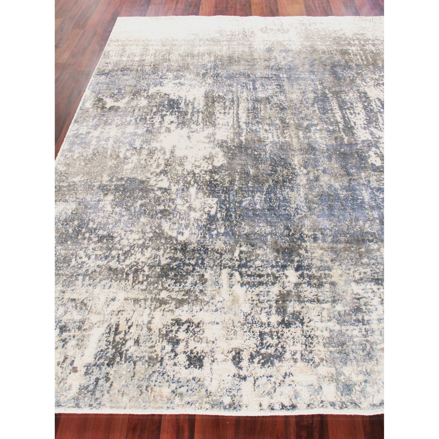 003 SI-1829439,SI-1829440,SI-1829441,SI-1829442,SI-1829443 | Closeup | Reflections Rug - Blue, Ivory by Exquisite Rugs in blue, ivory. Made from bamboo silk in a unique style.