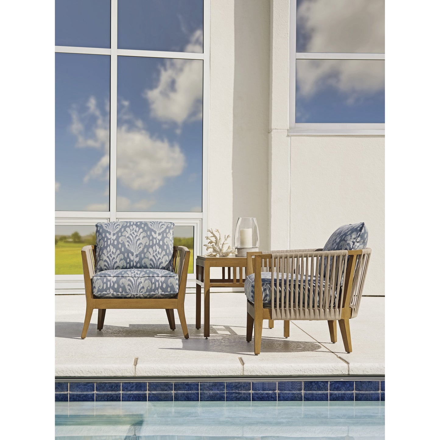 003 SR-836706 | Lifestyle | St Tropez Relaxed Occasional Chair by Tommy Bahama Outdoor. Made from unique in a coastal style.
